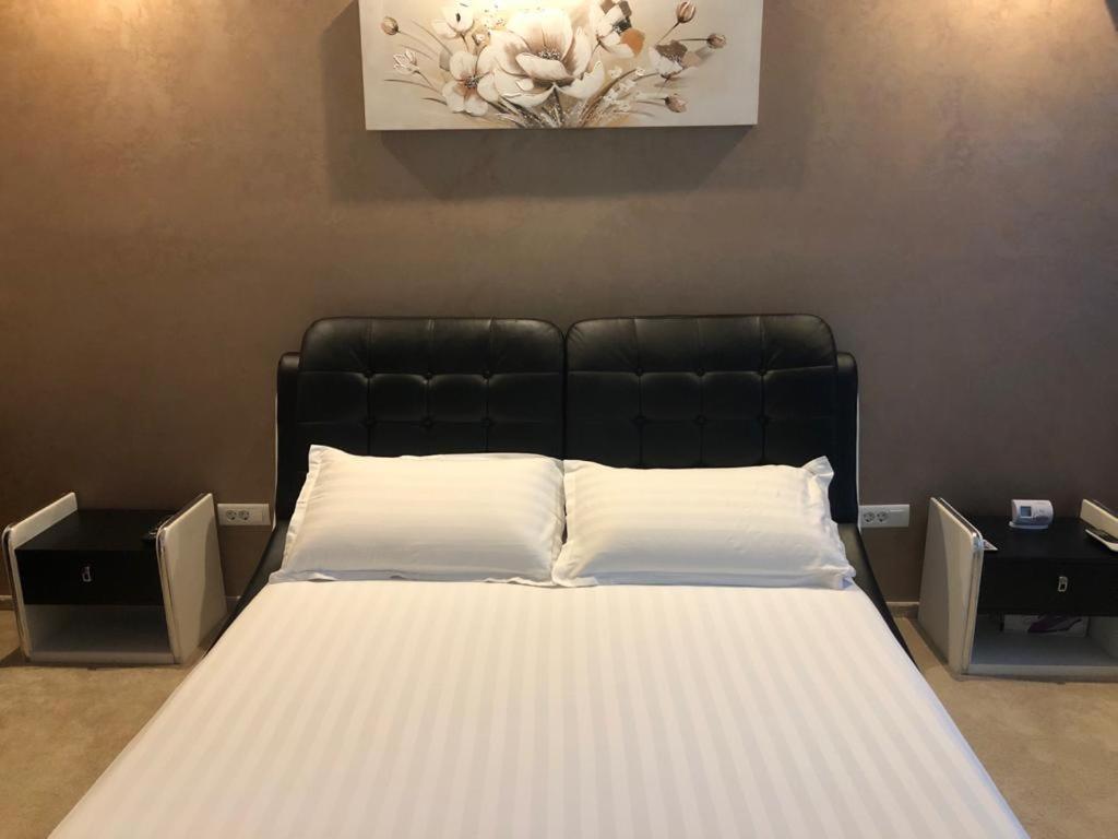 Apartmán Cezara Galaţi Exteriér fotografie