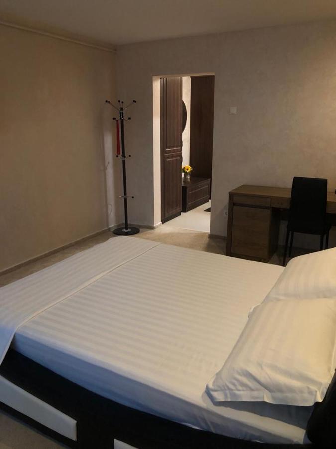 Apartmán Cezara Galaţi Exteriér fotografie
