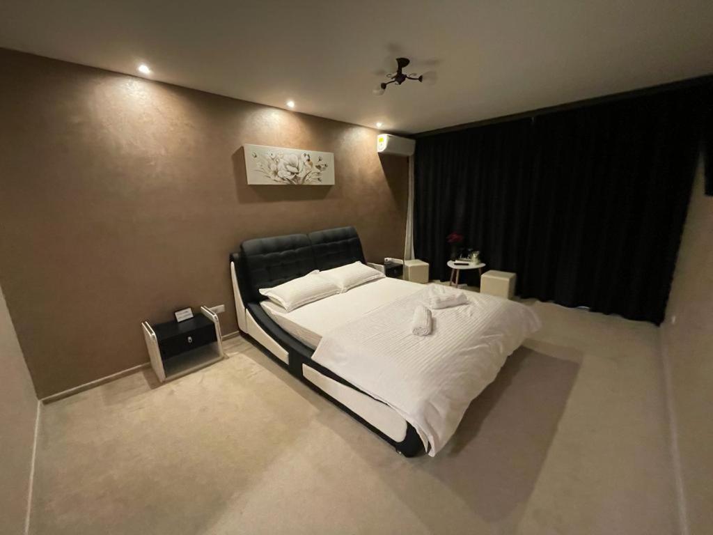 Apartmán Cezara Galaţi Exteriér fotografie
